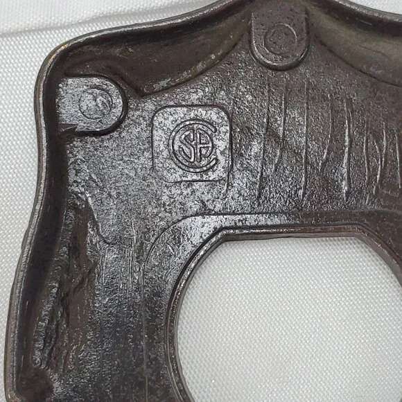 Vintage 7-Piece AMEROCK Metal Outlet & Switch Plate Covers Antique Brass Finish - Picture 9 of 10